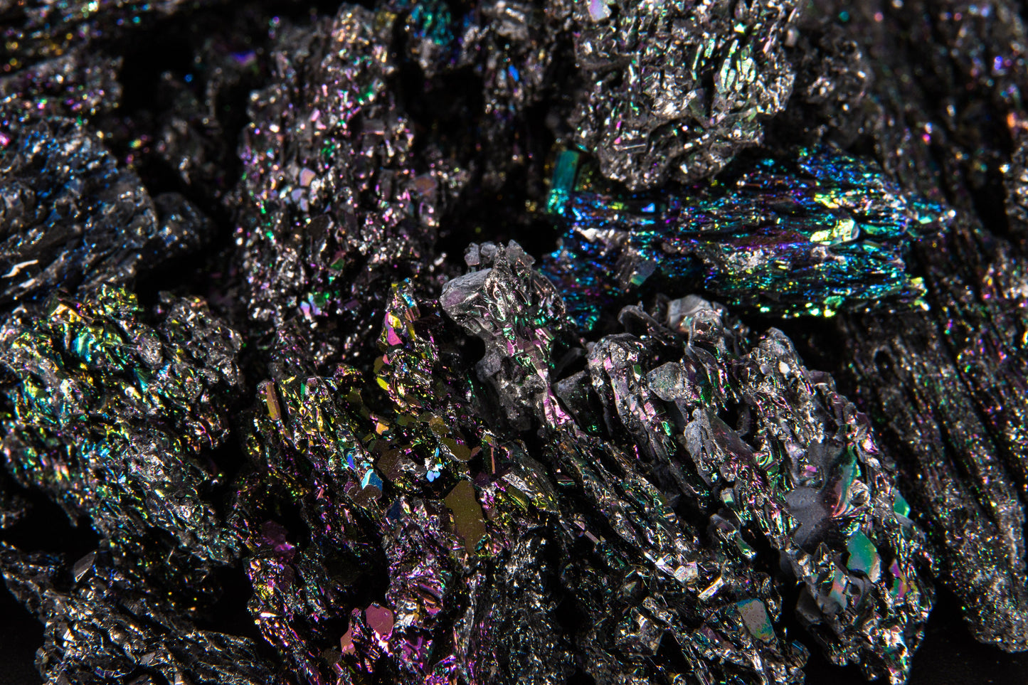 Carborundum (Silicon carbide) - Rough Crystal
