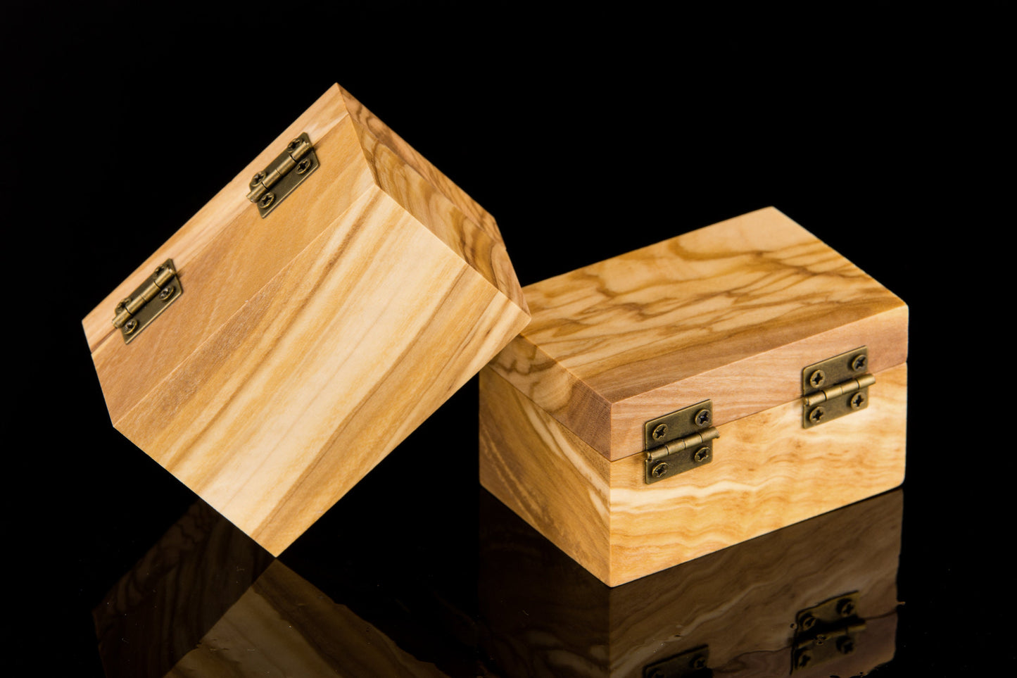 Ring / Jewelry Box - Olive Wood